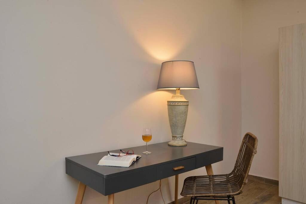 Villa Christini A Luxury Villa With Amazing Views Tzitzifés 外观 照片