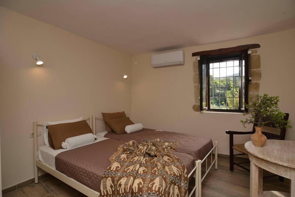 Villa Christini A Luxury Villa With Amazing Views Tzitzifés 外观 照片